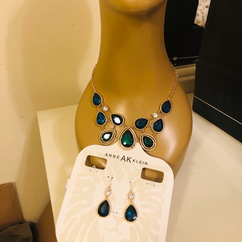 NWT Anne Klein jewelry set - Picture 2 of 8